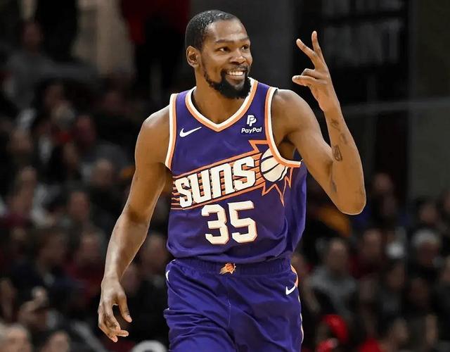 杜兰特爆冷击败切尔西，高光表现引爆全场！的简单介绍