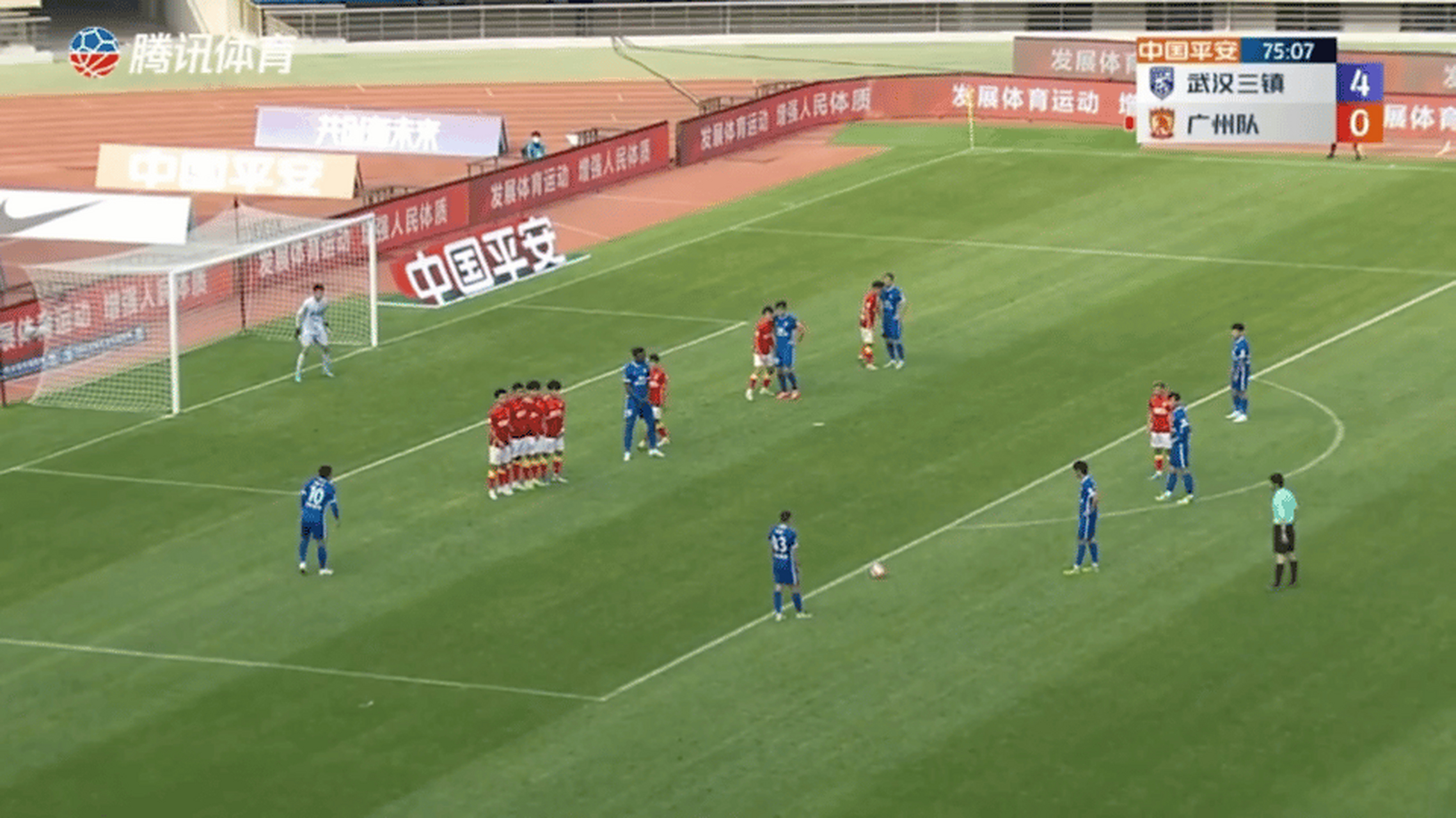 雷竞技官方网站武汉三镇发布备战花絮，冲刺阶段单刀错失，欧冠任务艰巨，高层口径保持一致的简单介绍